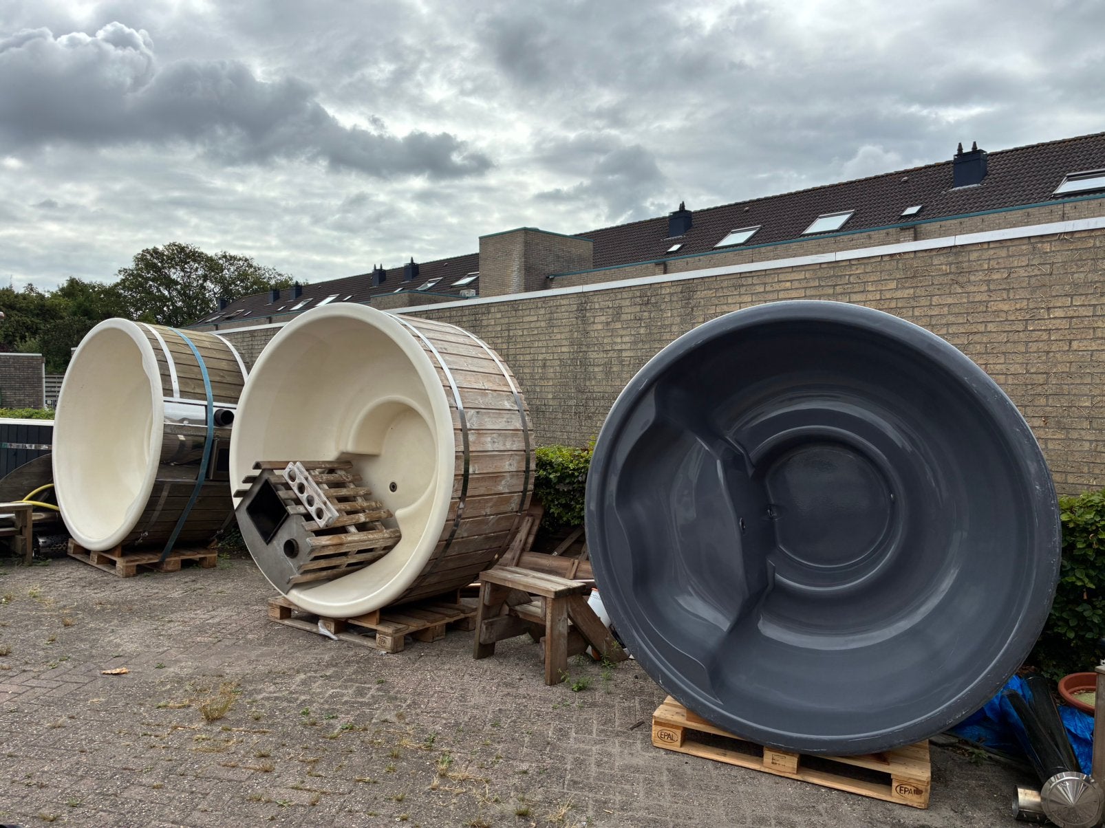 TWEEDEHANDS - GEBRUIKTE - hottub - veel VOORRAAD - houtgest