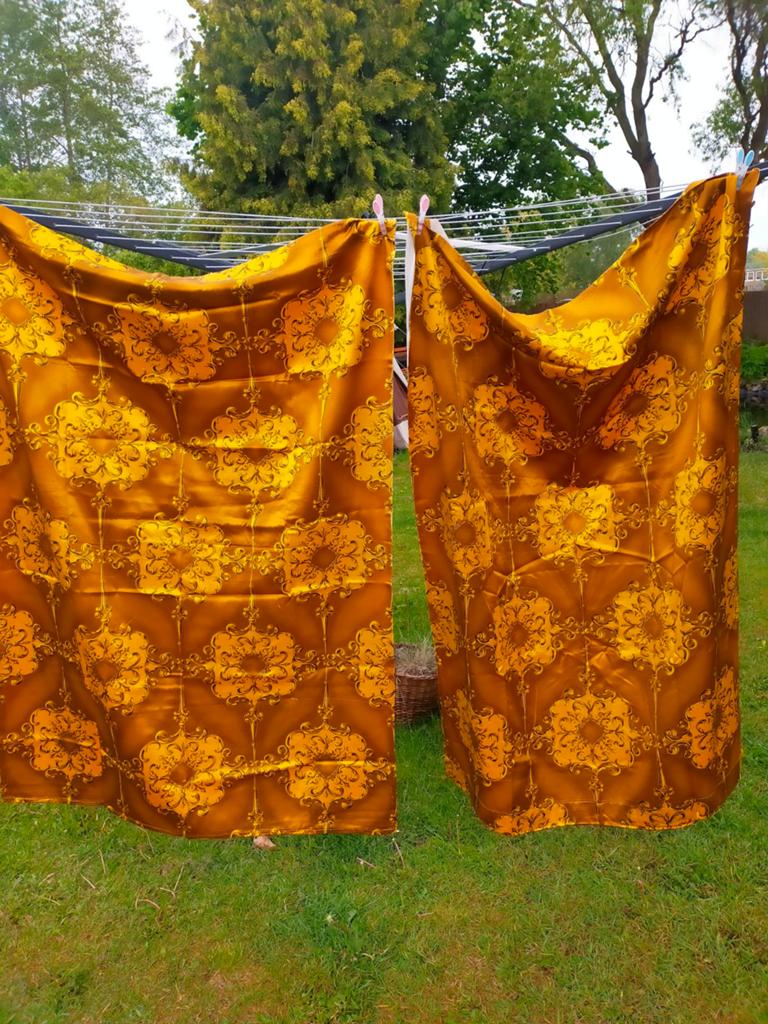Vintage Glanzende Gordijnen met Sierrand - Okergeel/Goud, Huis en Inrichting, Stoffering | Gordijnen en Lamellen, Gebruikt, 200 cm of meer