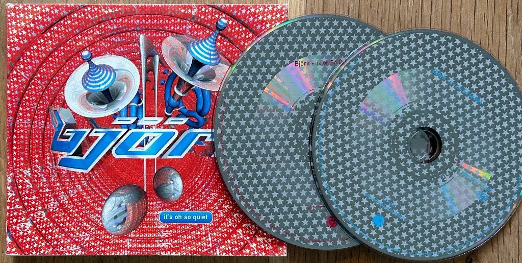 BJORK - It's oh so quiet ( 2CD maxi ), Ophalen of Verzenden, Zo goed als nieuw, Pop, Digipak