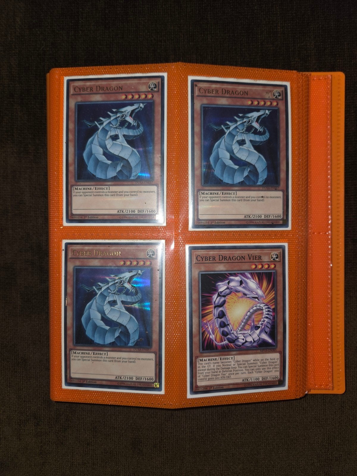 Yu-Gi-Oh! Cyber Dragon deck, Ophalen of Verzenden, Zo goed als nieuw, Speeldeck, Foil