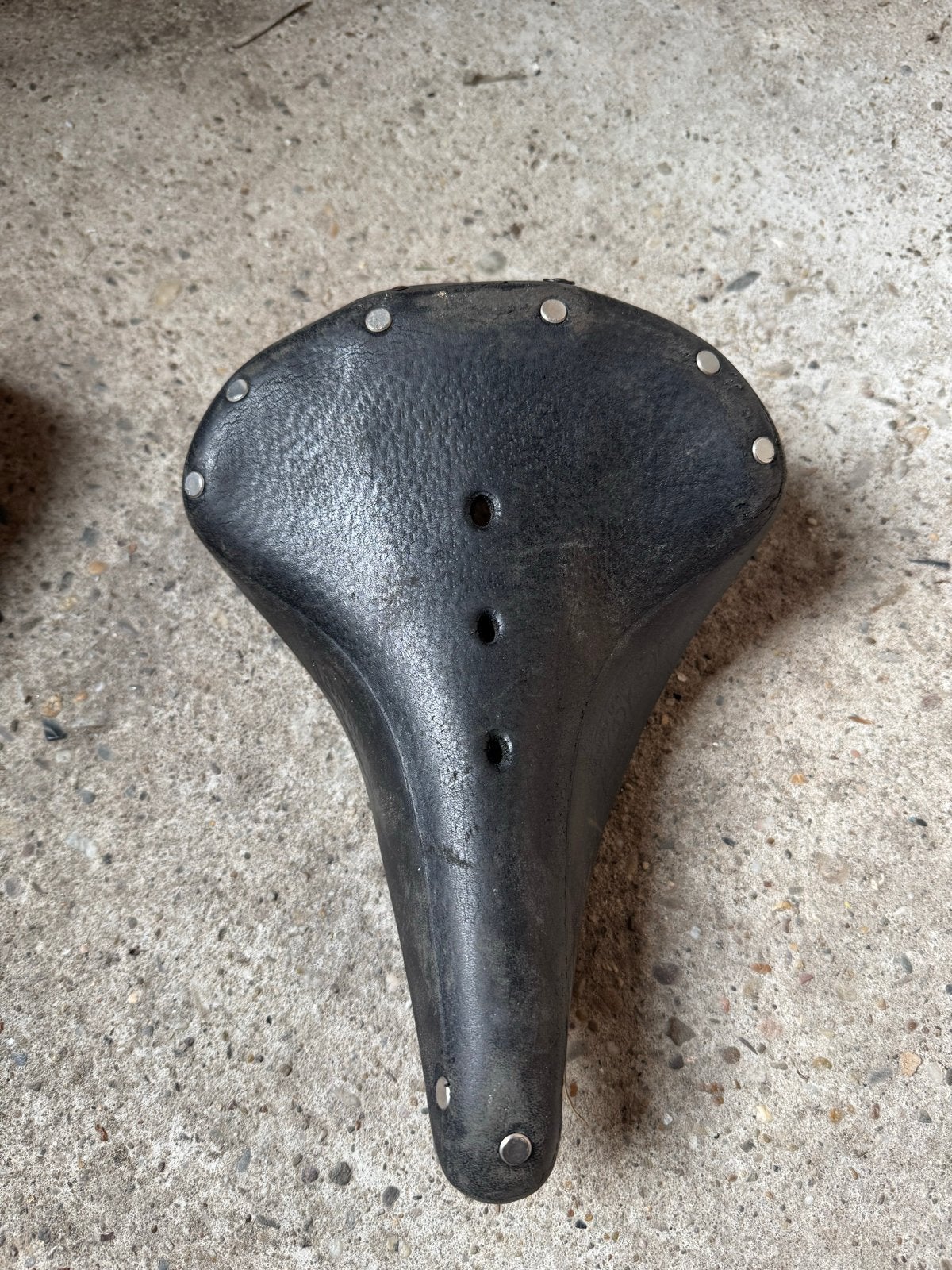 Vintage Leren Fietszadel met Veren - Gebruikt, Gebruikt, Leer, Ophalen of Verzenden, Zadel