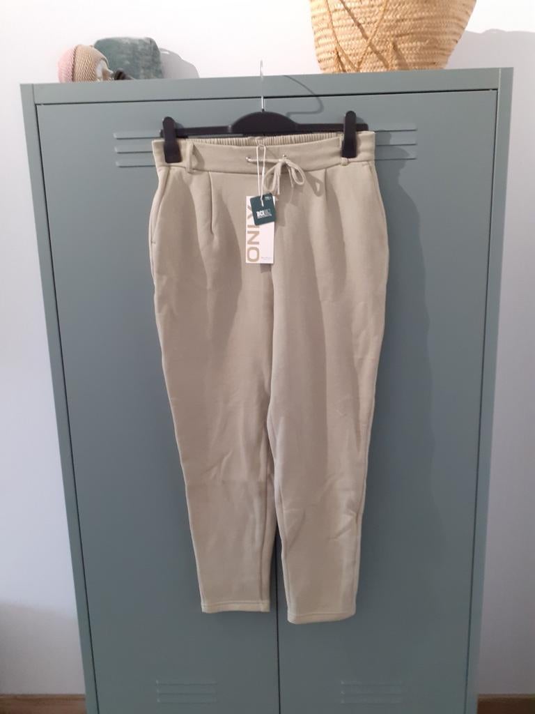 ONLY Broek - Beige - Maat m, Beige, Maat 42/44 (L), Nieuw, Ophalen of Verzenden
