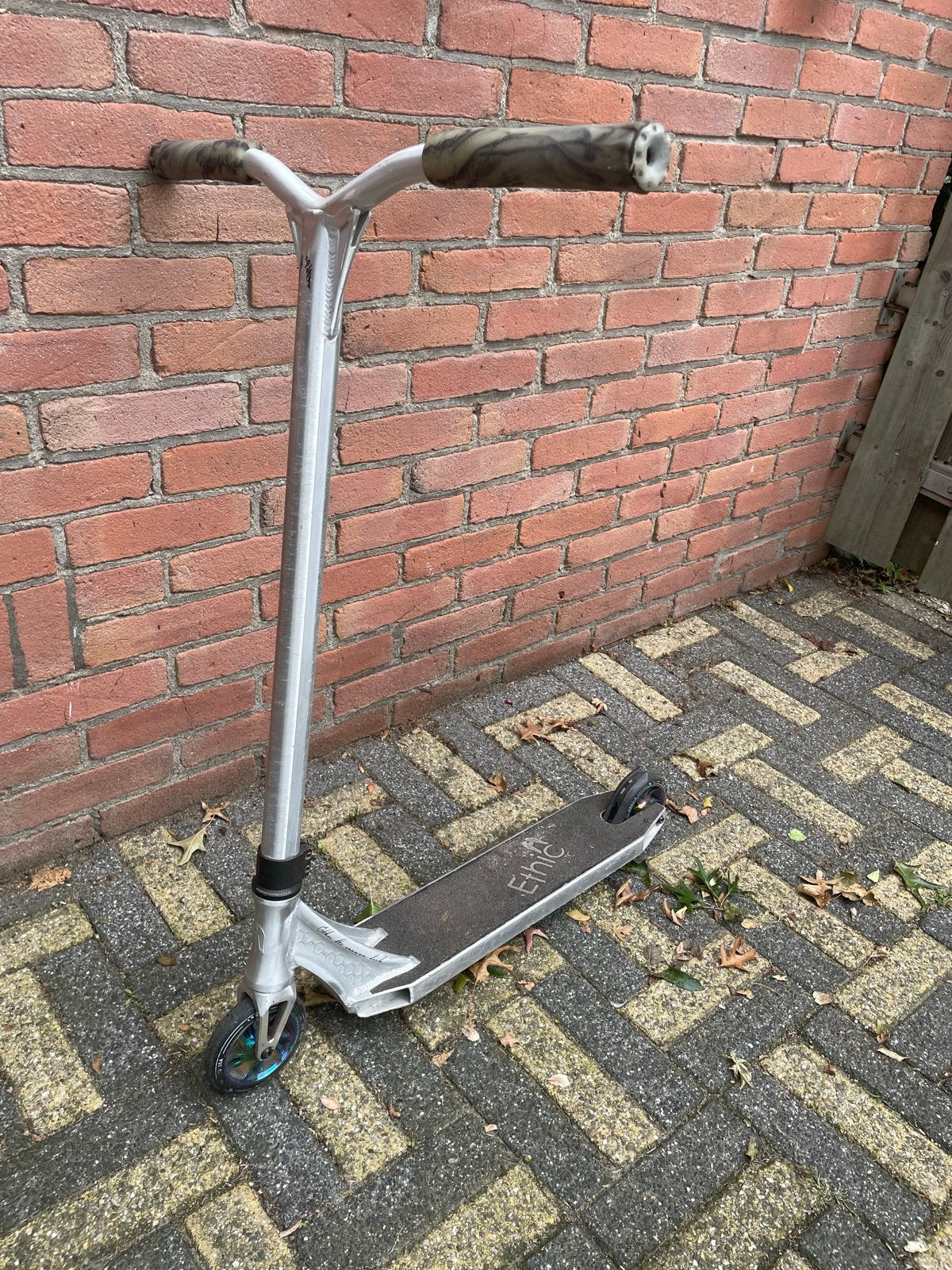 Ethic DTC Erawan stuntstep, gebruikt maar in goede staat, Fietsen en Brommers, Steps, Ophalen, Gebruikt, Gewone step