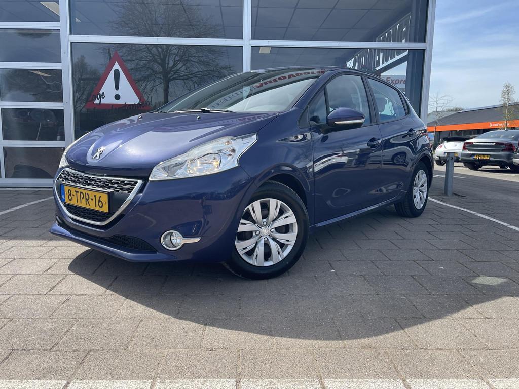 Peugeot 208 1.2 e-VTi Envy /Automaat/Cruise/Clima/Trekhaak/N, Euro 5, Stof, 1199 cc, Met garantie (alle)