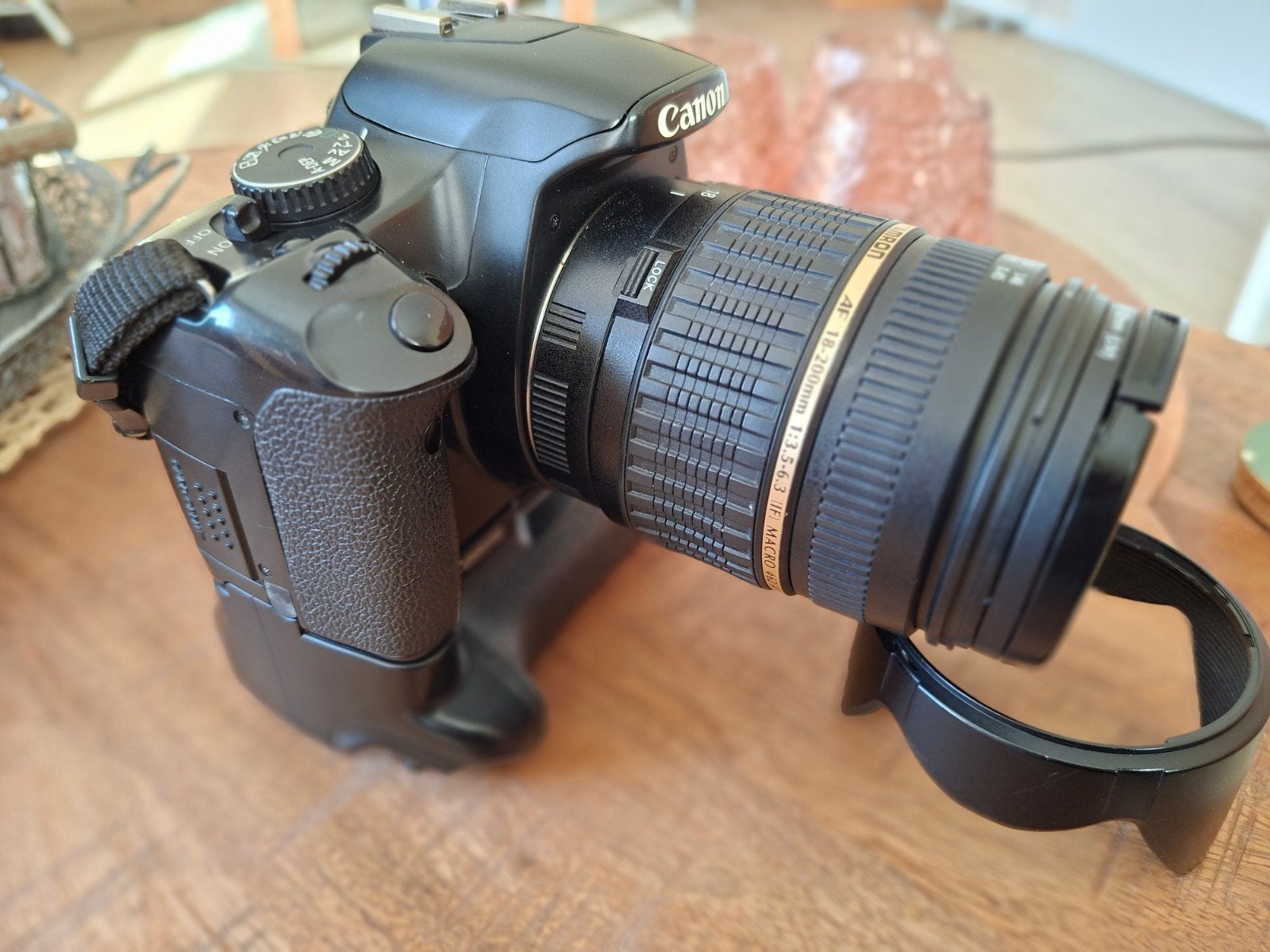 Canon EOS 450D Spiegelreflexcamera met Tamron 18-200mm lens, Gebruikt, Spiegelreflex, Canon, Ophalen of Verzenden