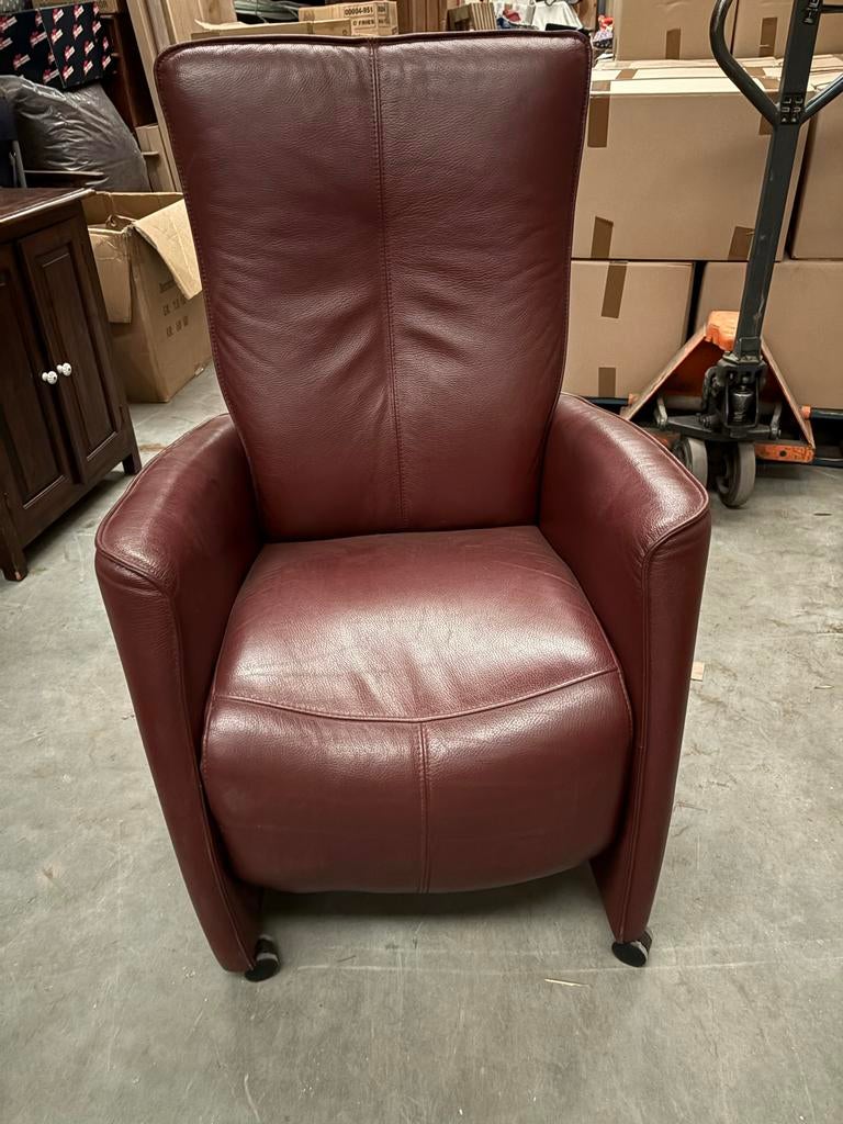 Relax fauteuil, rood leer, Ophalen, Gebruikt, Leer, 75 tot 100 cm