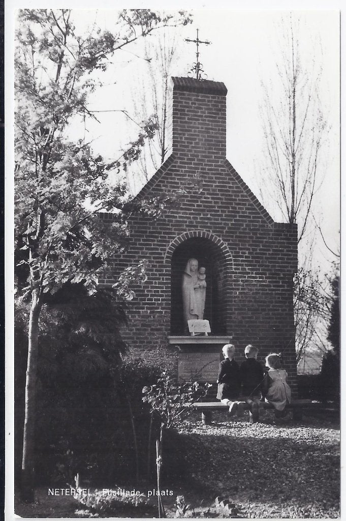 Netersel fusilladeplaats oude ongelopen ansichtkaart ( a1826, Ophalen of Verzenden, 1940 tot 1960, Ongelopen