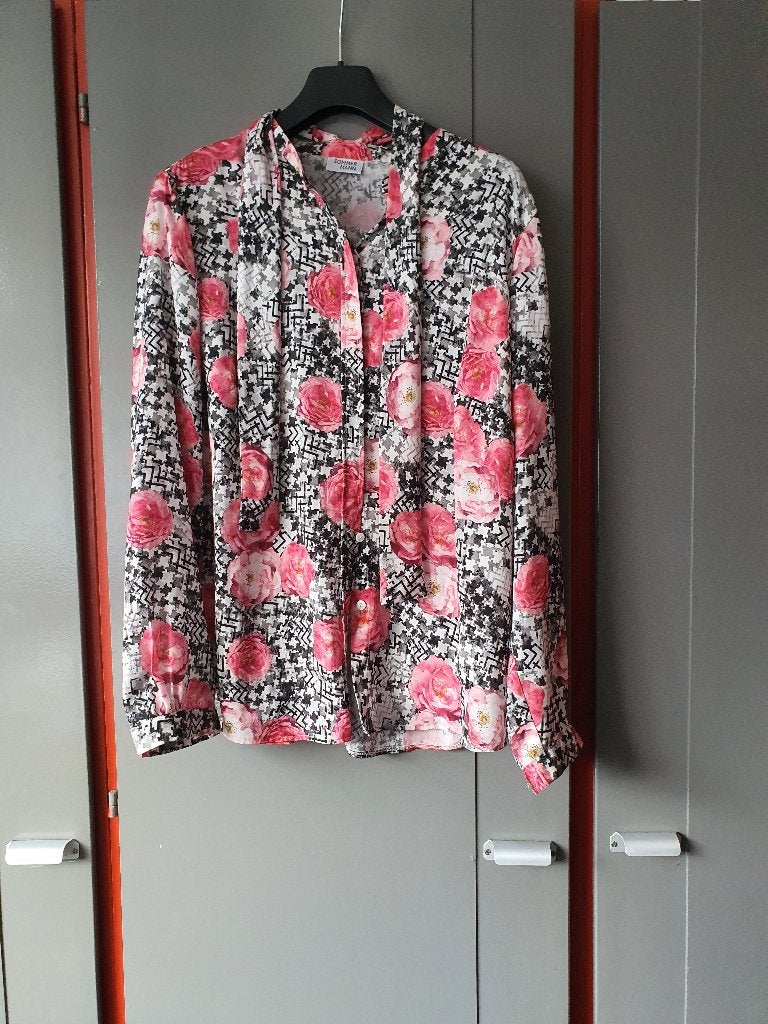 Sommermann blouse met strik & rozen – maat 46 (XXXL), Kleding | Dames, Ophalen of Verzenden, Zo goed als nieuw, Maat 46/48 (XL) of groter