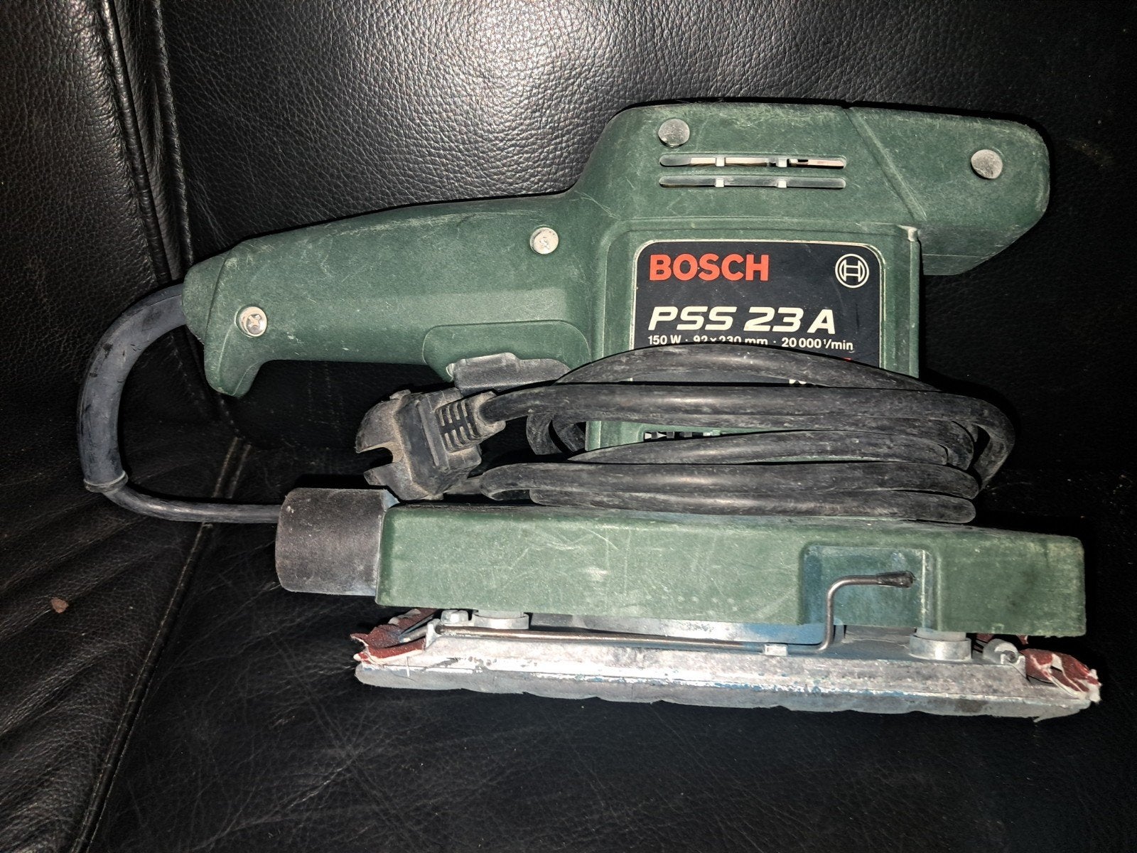 Bosch PSS 23 A Vlakschuurmachine - 150W, Ophalen of Verzenden, Gebruikt, Minder dan 600 watt, Vlakschuurmachine