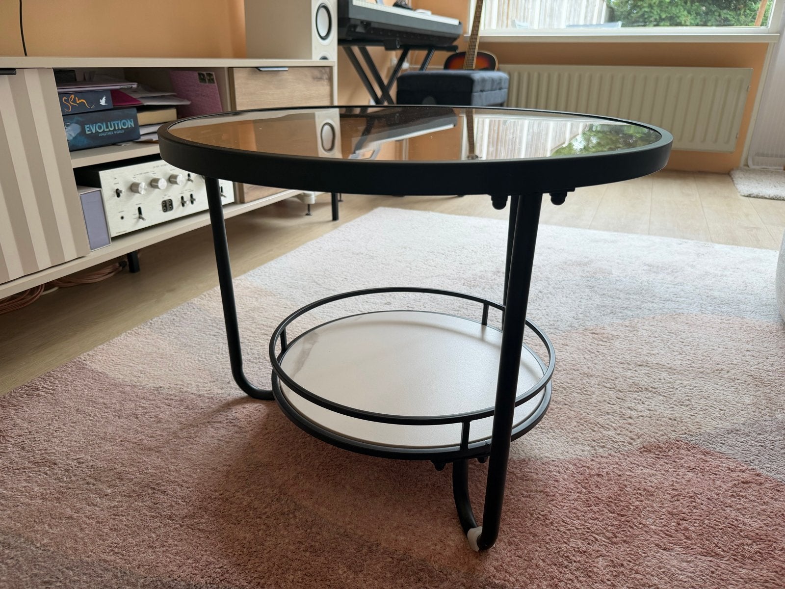 Ronde glazen salontafel met metalen frame, Ophalen, Gebruikt, Rond, 50 tot 100 cm