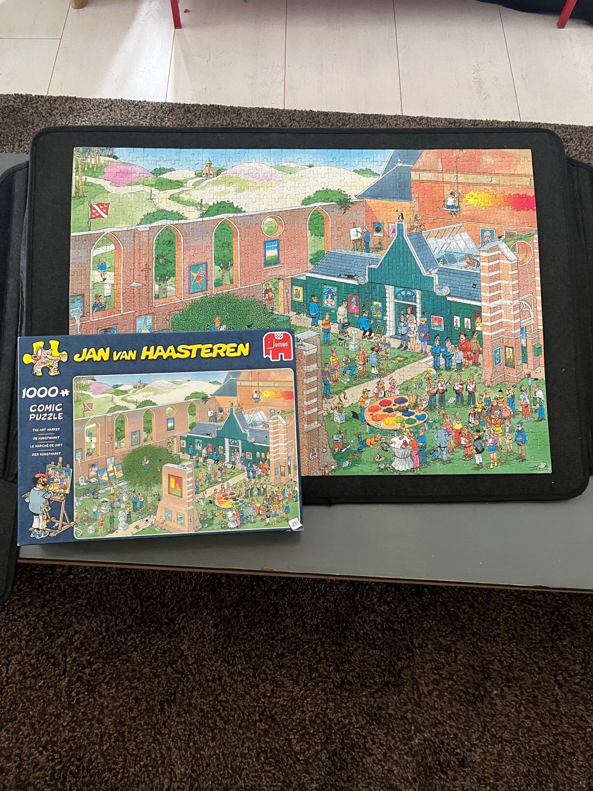 Jan van Haasteren 'De Kunstmarkt' 1000 stukjes, Hobby en Vrije tijd, Denksport en Puzzels, Ophalen, 500 t/m 1500 stukjes, Zo goed als nieuw
