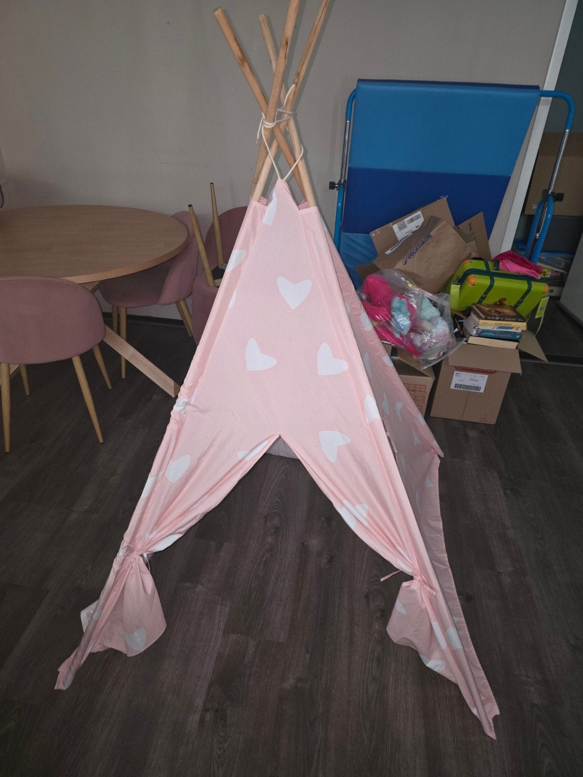 Roze tipi tent met hartjes - Zo goed als nieuw, Ophalen, Zo goed als nieuw