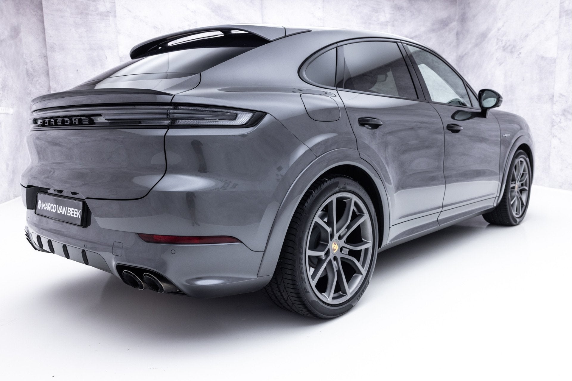 Porsche Cayenne Coupé 3.0 E-Hybrid | SportDesign | Pano | S, Auto's, Automaat, Gebruikt, 2995 cc, 4 stoelen