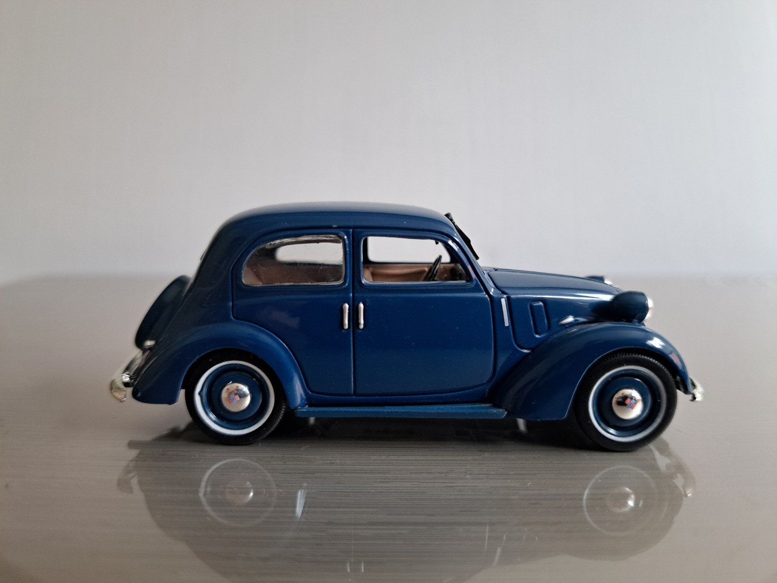 Simca 8, 1938/1950, Norev, 1:43, nieuw, Ophalen of Verzenden, Nieuw, Auto, Norev