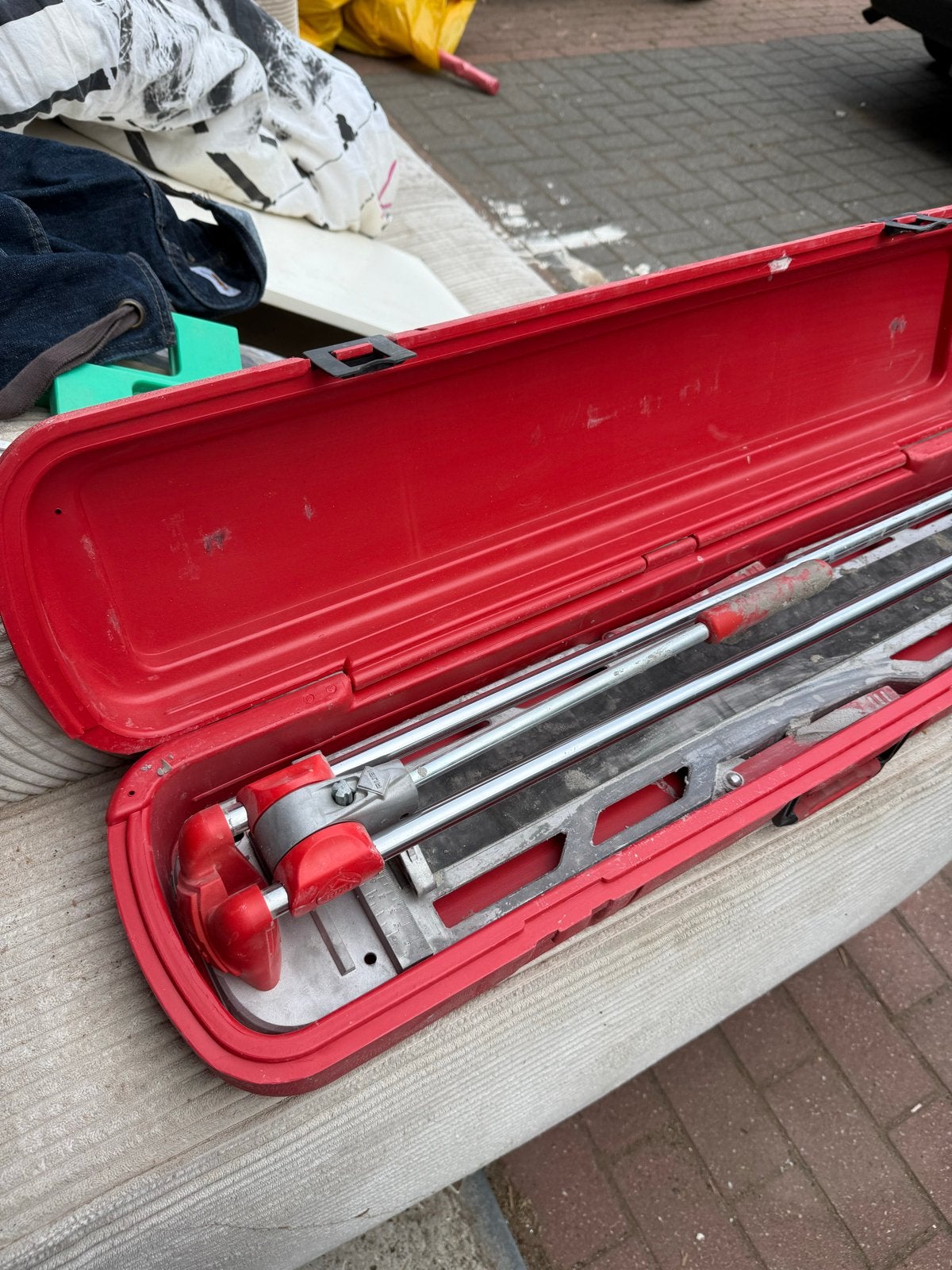 Rubi tegel Sneijder, Doe-het-zelf en Verbouw, Gereedschap | Handgereedschap, Ophalen of Verzenden, Gebruikt, Snijgereedschap, Rubi