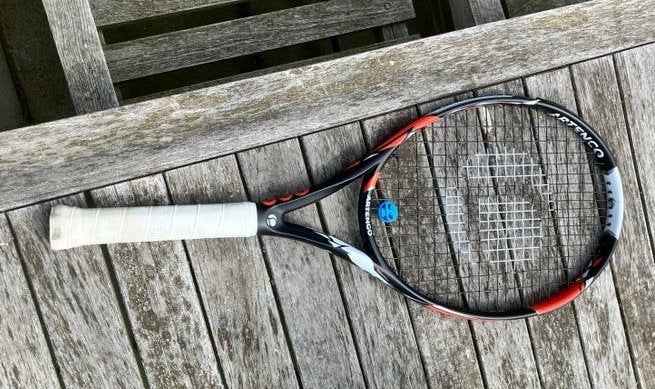 Artengo 900 junior racket tennisracket weinig gebruikt, Sport en Fitness, Tennis, Ophalen of Verzenden, Gebruikt, Racket, Overige merken