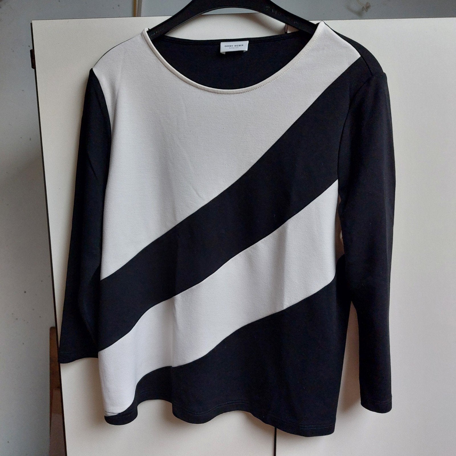 Damestrui Gerry Weber, Kleding | Dames, Truien en Vesten, Ophalen of Verzenden, Zo goed als nieuw, Maat 38/40 (M), Meerkleurig