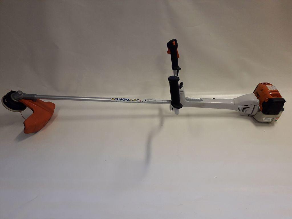 Stihl FS 311, Andreas Stihl NV, Info@stihl.be, Veurtstraat 117
B-28 70  Puurs-Sint-Amands, BE, Maaier