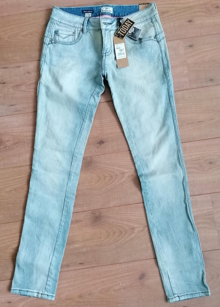 Lichte stonewashed jeans AMERICA TODAY (Selma Skinny) 29/32, Kleding | Dames, Blauw, Nieuw, Ophalen of Verzenden, W28 - W29 (confectie 36)