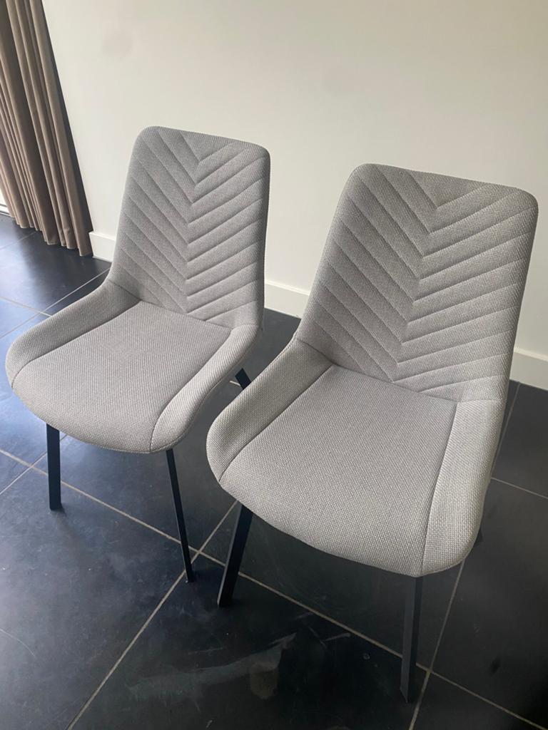 8 nieuwe eetkamer stoelen, Huis en Inrichting, Ophalen of Verzenden, Zo goed als nieuw, Vijf, Zes of meer stoelen