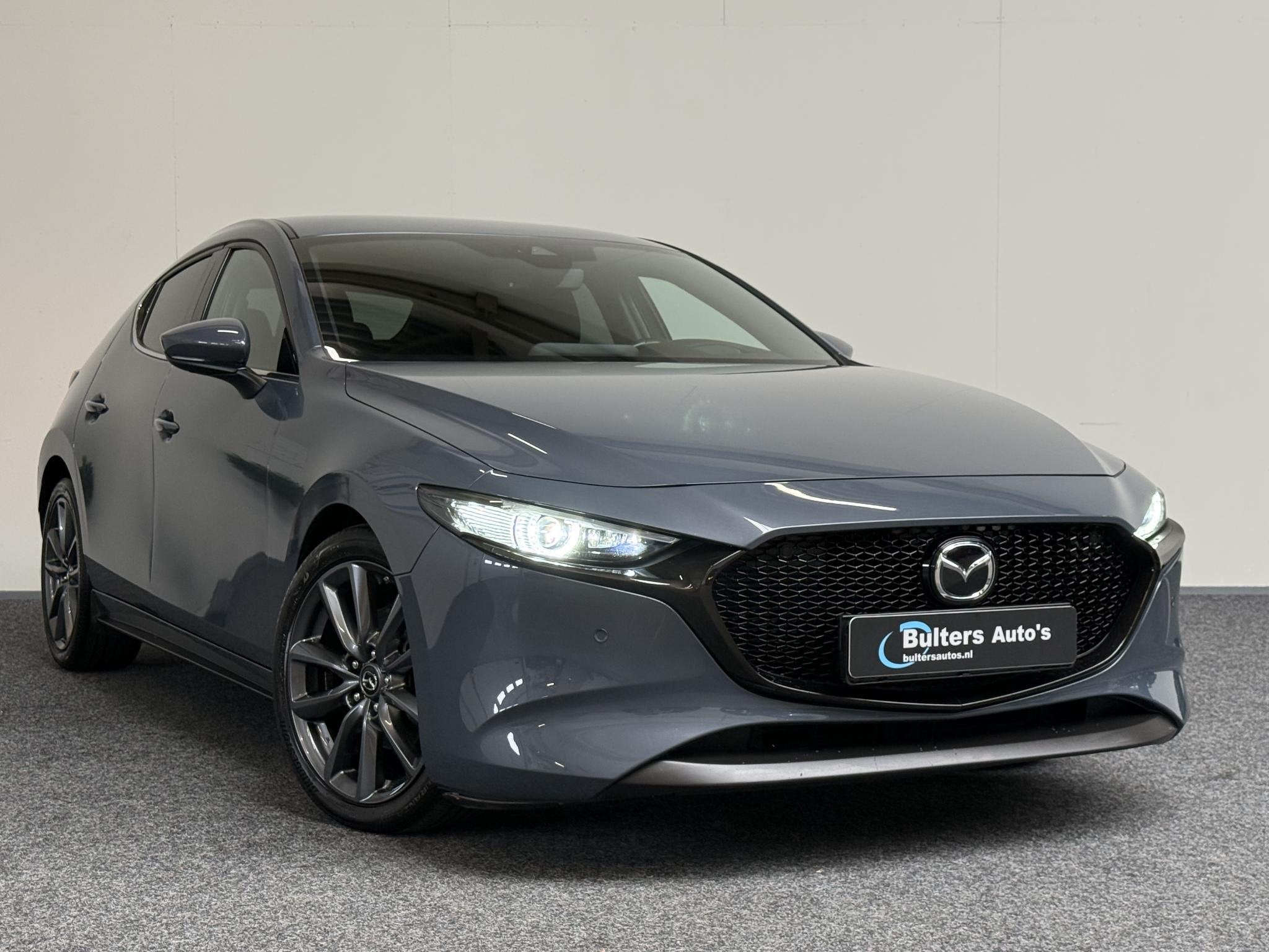 Mazda 3 2.0 e-SkyActiv-G M Hybrid 122 Luxury | 360CAM | TRHK, Auto's, Gebruikt, 4 cilinders, Blauw, 122 pk