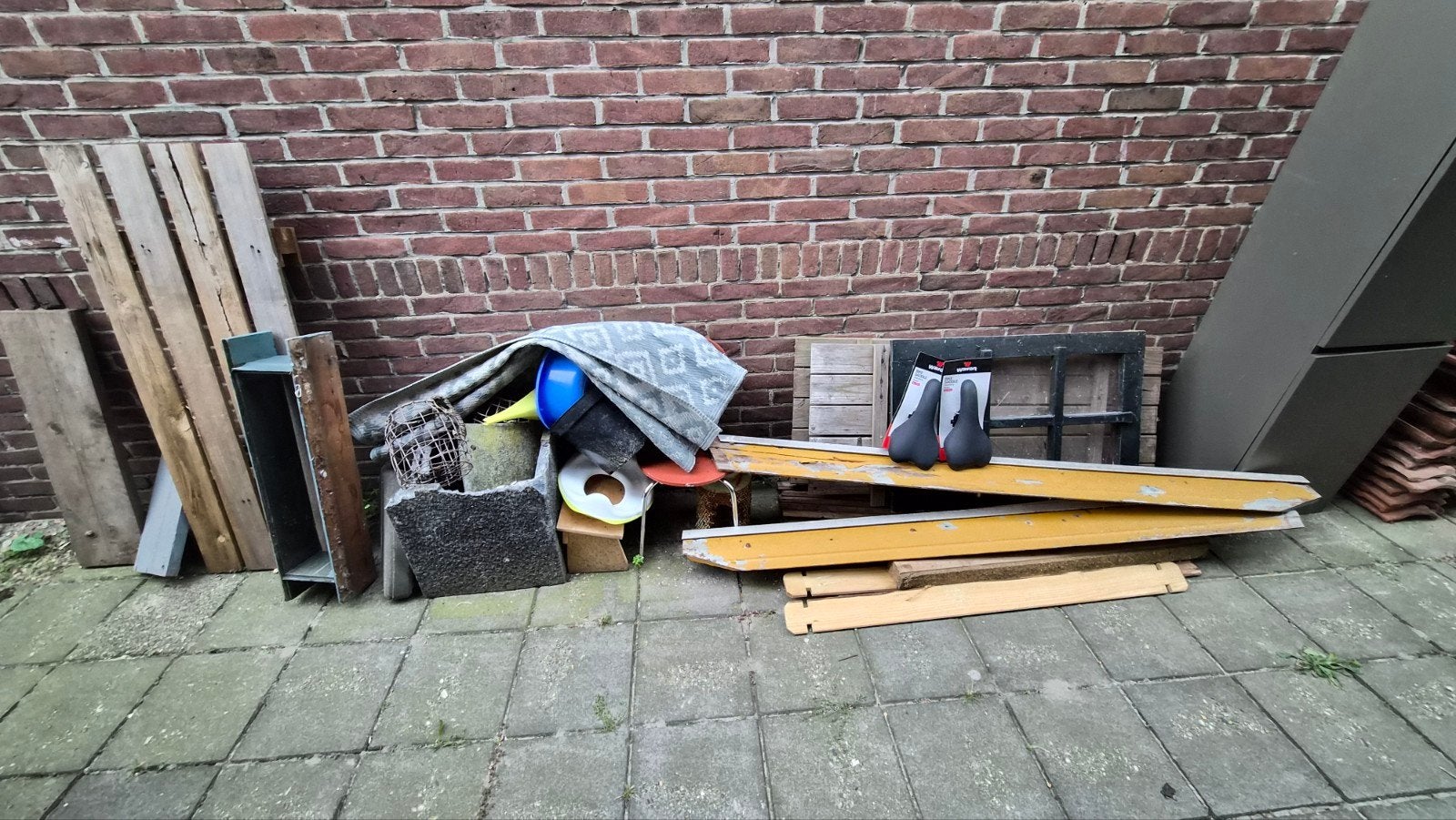 gratis diverse spullen, Ophalen, Minder dan 180 cm, Palen