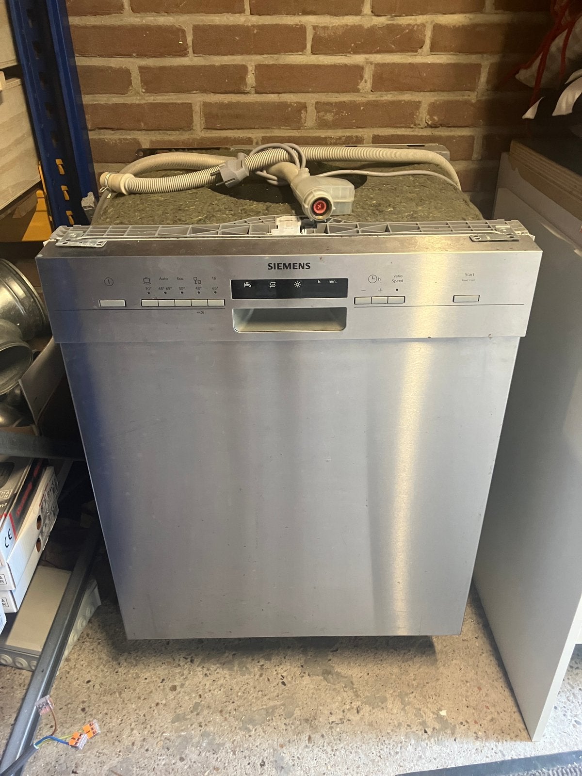 Werkende vaatwasser siemens, Witgoed en Apparatuur, Vaatwasmachines, Ophalen, Gebruikt, Tussenbouw, 45 tot 60 cm