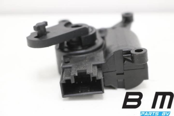 Kachelklepmotor Skoda Octavia 2 1K0907511Q, Gebruikt