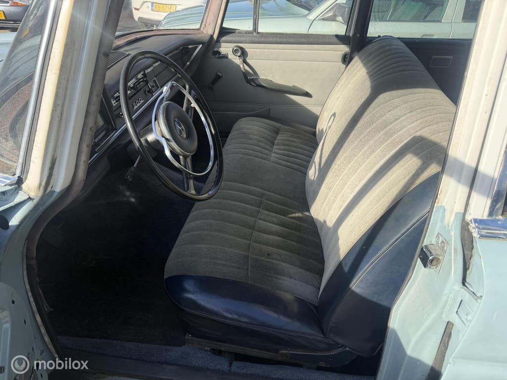 Mercedes W110 Heckflosse Projectwagen, foto 9