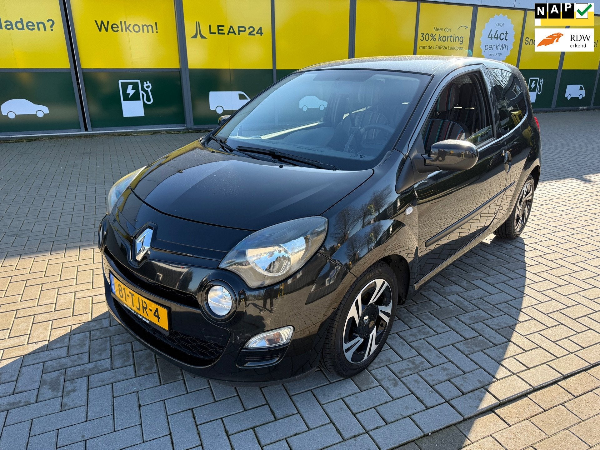 Renault Twingo 1.2 16V Collection *NETJES* NWE APK*, Auto's, Voorwielaandrijving, Twingo, Gebruikt, 4 cilinders