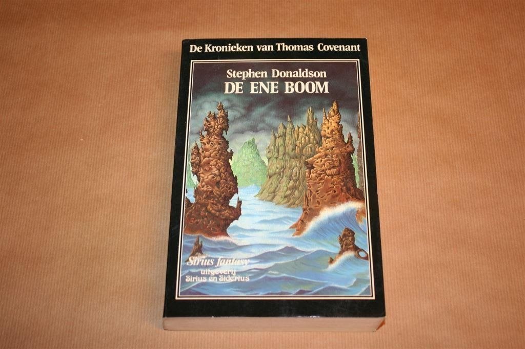 De ene boom. Stephen Donaldson., Boeken, Ophalen of Verzenden, Gelezen