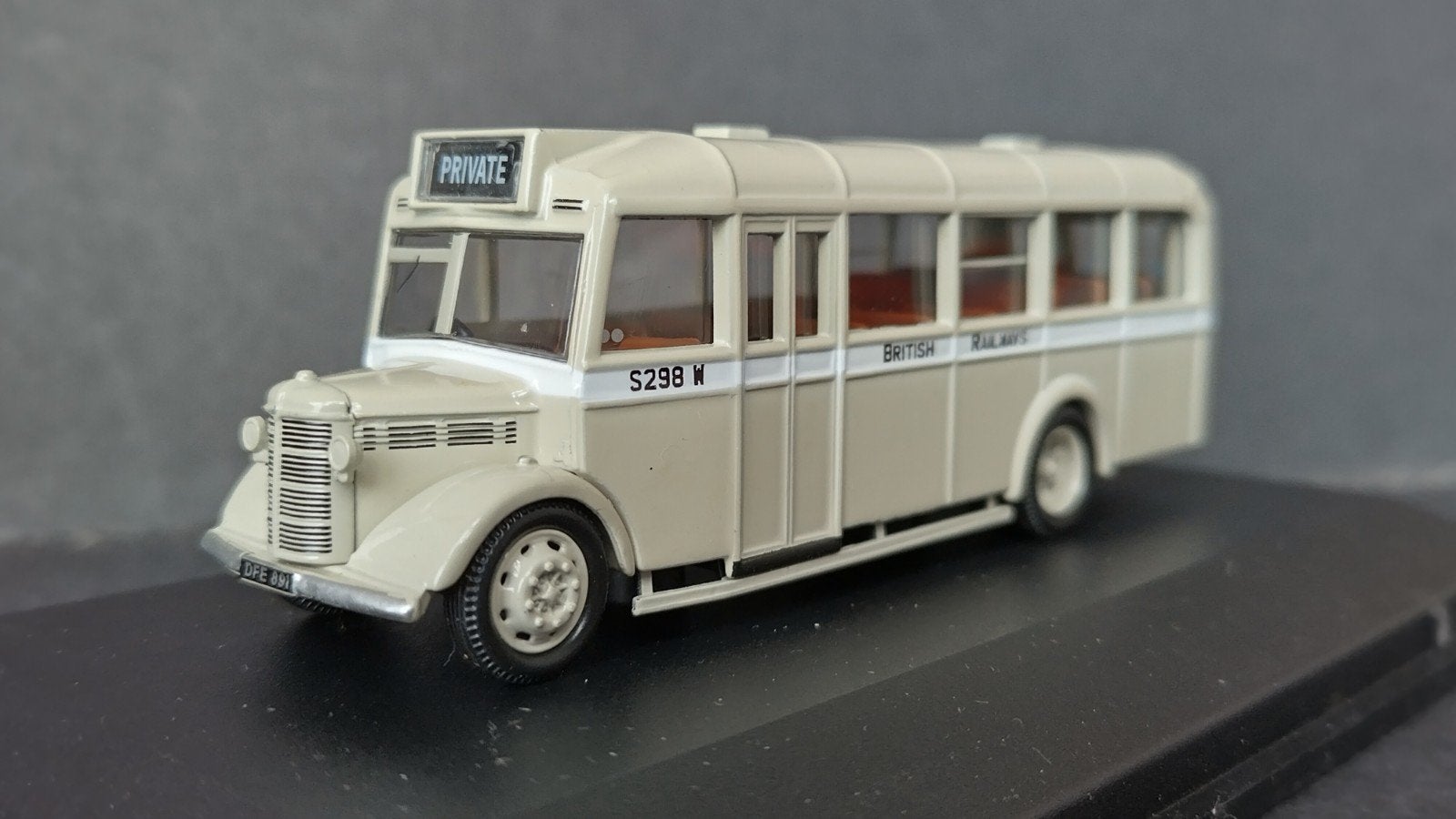 Bedford OB coach British Railways 1:76 Oxford Diecast Pol, Verzenden, ., Nieuw, .