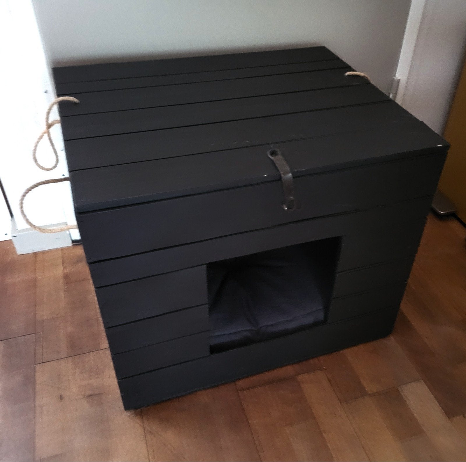 Hondenbench, Dieren en Toebehoren, Hondenhokken, Ophalen, Minder dan 65 cm, Zo goed als nieuw, Minder dan 75 cm