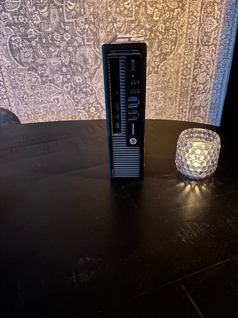 zeer snelle mini hp i5/ 8gb/256gb SSD/windows 11 /25x25cm, Computers en Software, Desktop Pc's, Ophalen, 256 GB, 8 GB, Zo goed als nieuw