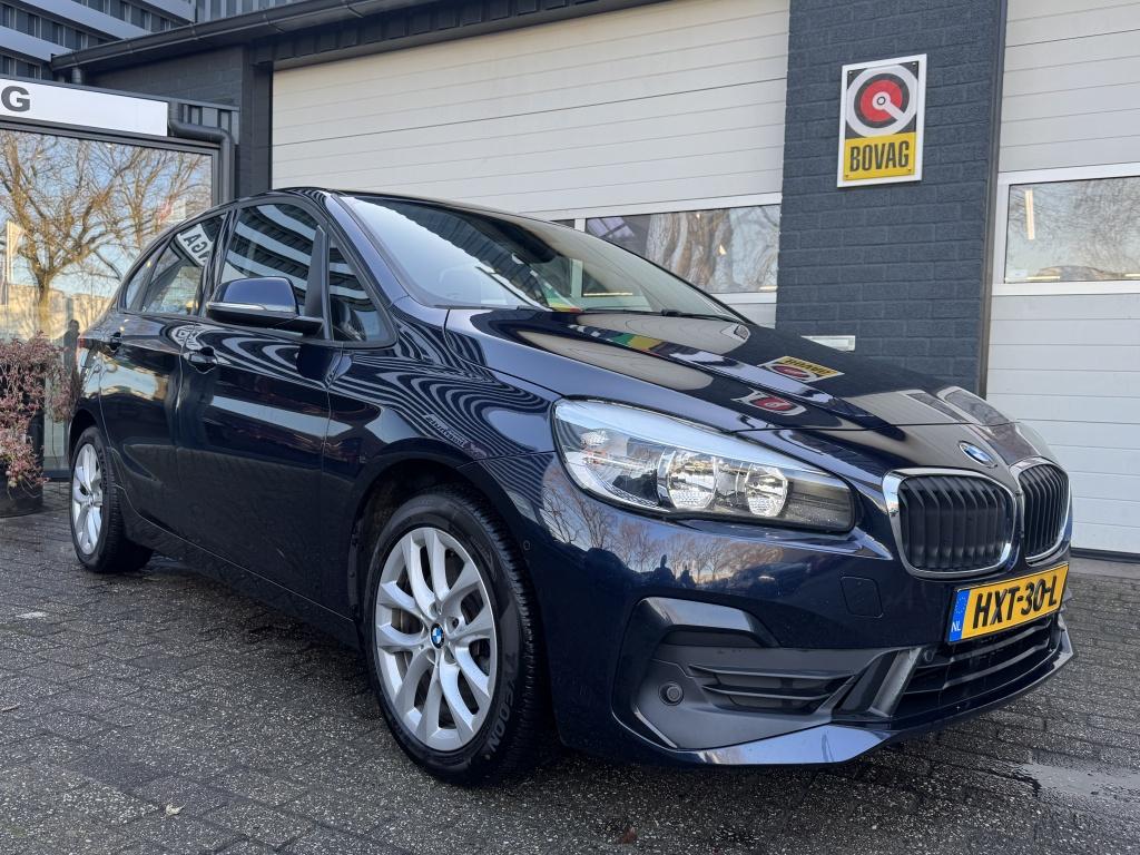 BMW 2 Serie Active Tourer 225xe iP plug in hybrid High Execu, Auto's, Automaat, 136 pk, Gebruikt, Bedrijf