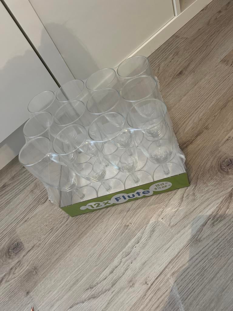 12x Champagne glazen - Nieuw in verpakking, Ophalen, Nieuw, Glas, Wit