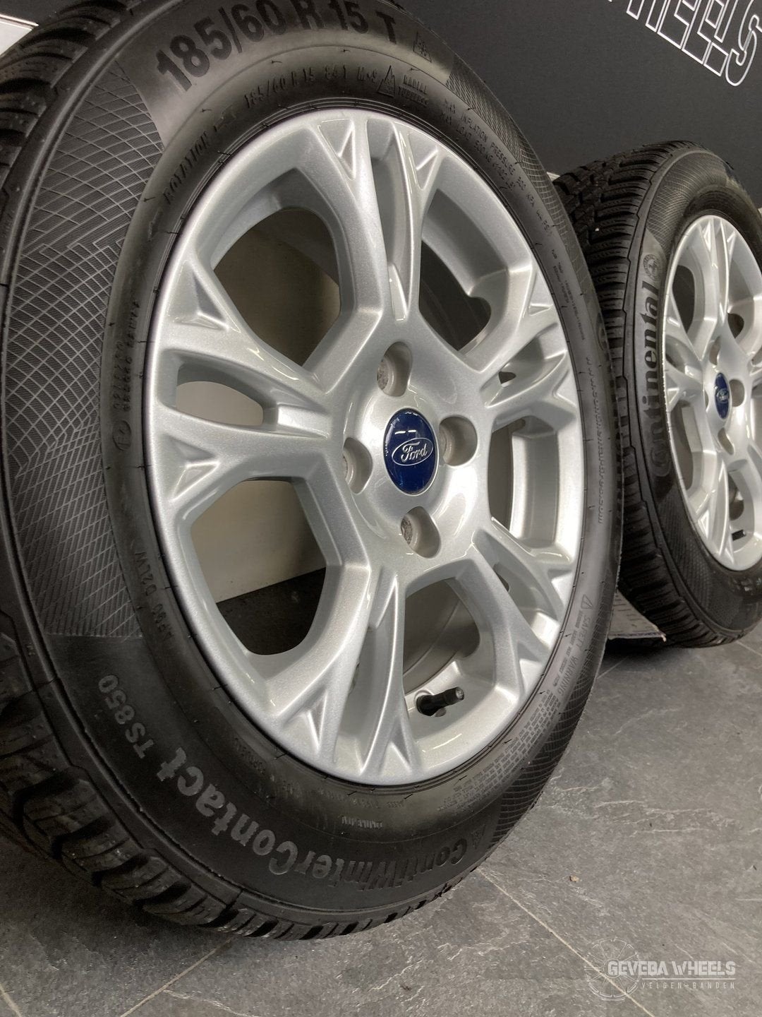 15” originele Ford Fiesta MK5 MK6 velgen winterbanden 4x108, Gebruikt, 15 inch, -, -