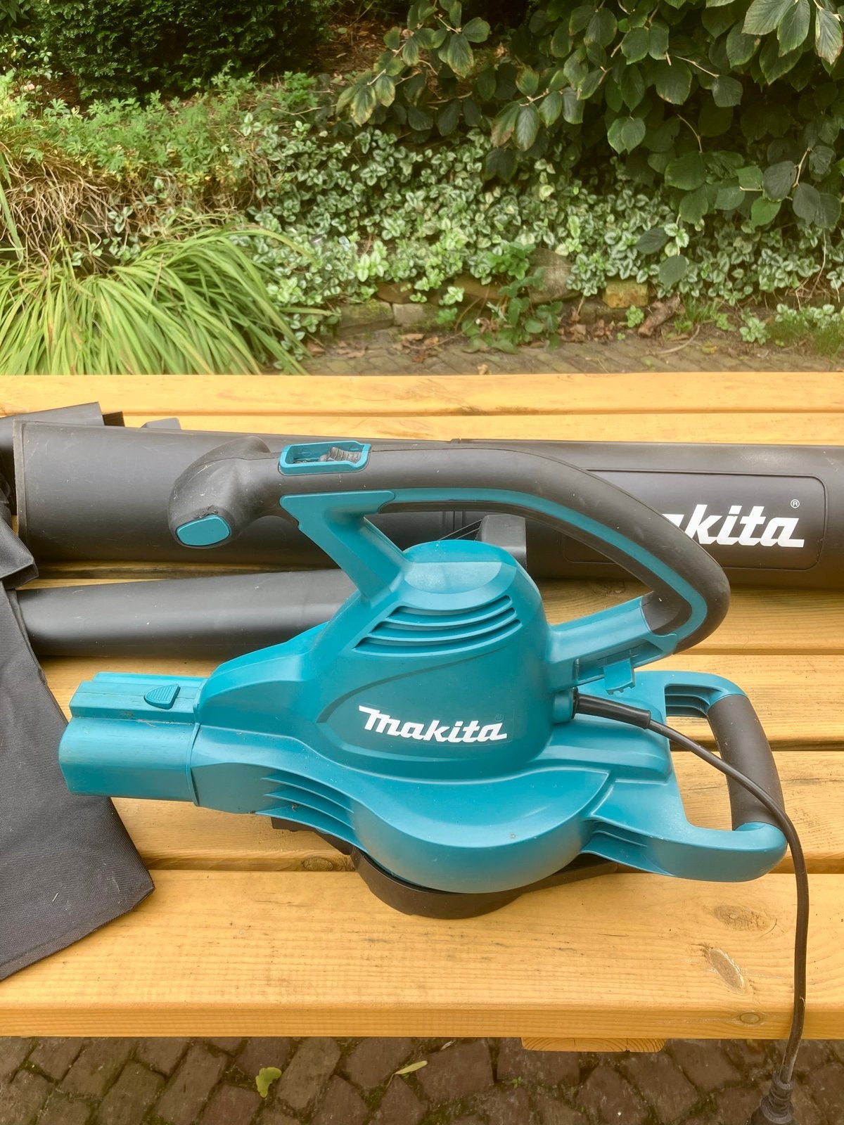 Makita UB0801 elektrische mulch bladblazer/zuiger met zak, Gebruikt, Handgedragen, Ophalen of Verzenden, Met opvangzak