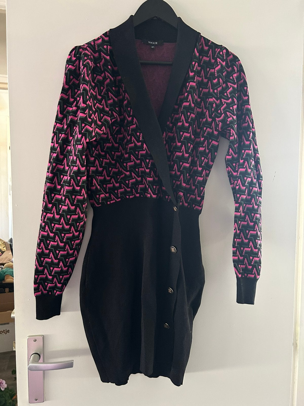 Nikkie jurk roze/zwart, maat L, Meerkleurig, Maat 42/44 (L), Nieuw, Ophalen of Verzenden