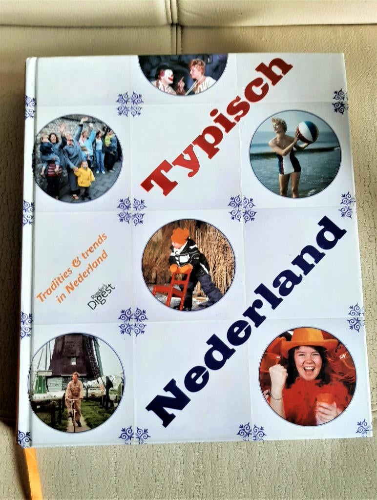 Typisch Nederland (hardcover), Ophalen of Verzenden, Zo goed als nieuw