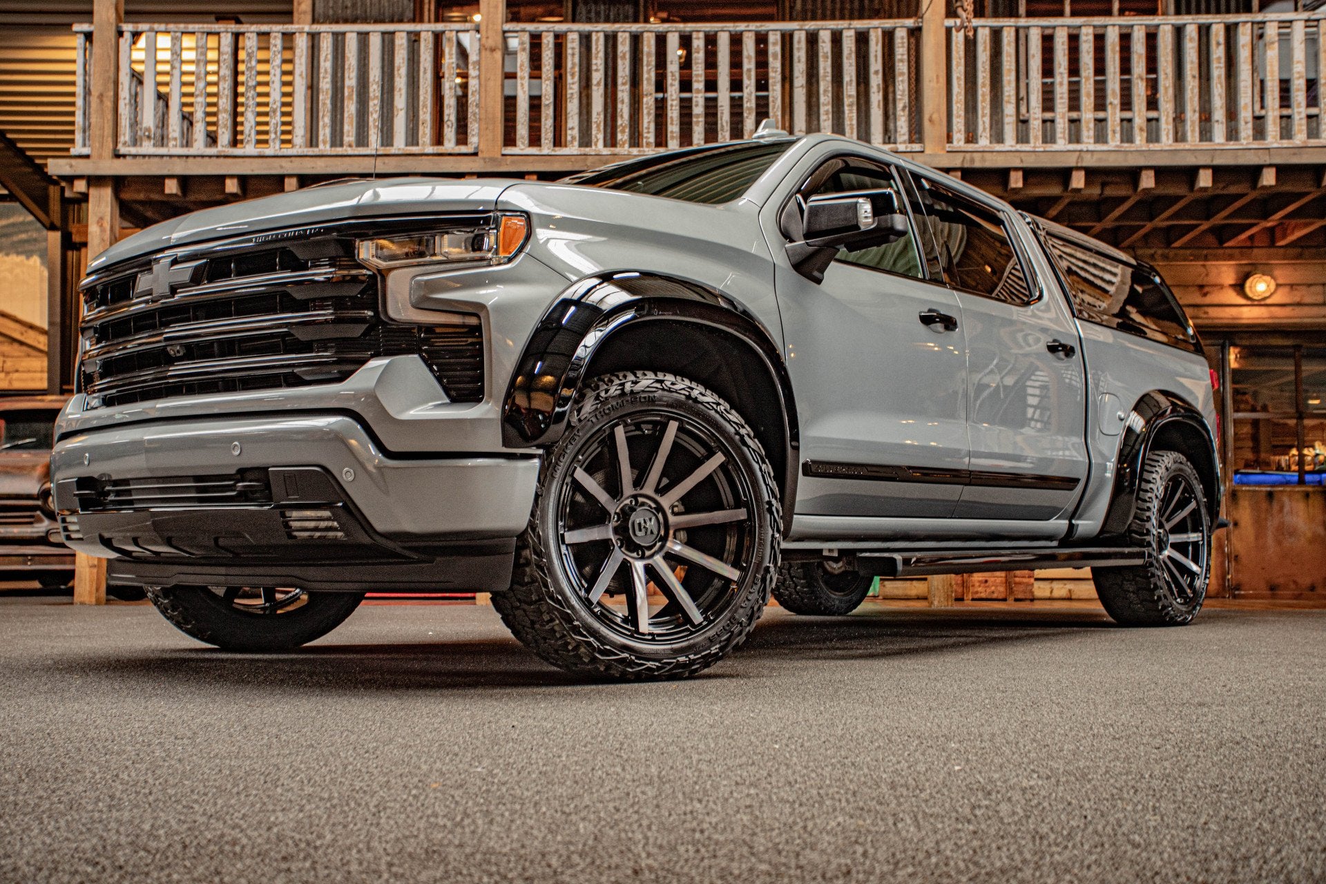 Chevrolet Silverado 6.2 V8 High country BPM VRIJ! | Widebody, Automaat, Zwart, Nieuw, 420 pk