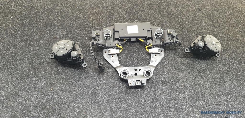 Stuurwielbediening schakelaars W204 C-klasse Mercedes 204821, Auto-onderdelen, Gebruikt, Mercedes-Benz AG, Mercedes-Benz, Ophalen of Verzenden