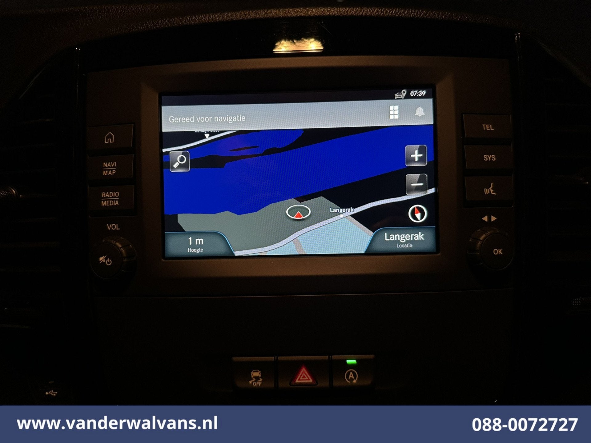 Mercedes-Benz Vito 116 CDI 164pk L3H1 Euro6 Airco | Camera |, Gebruikt, 4 cilinders, 2000 kg, Mercedes-Benz