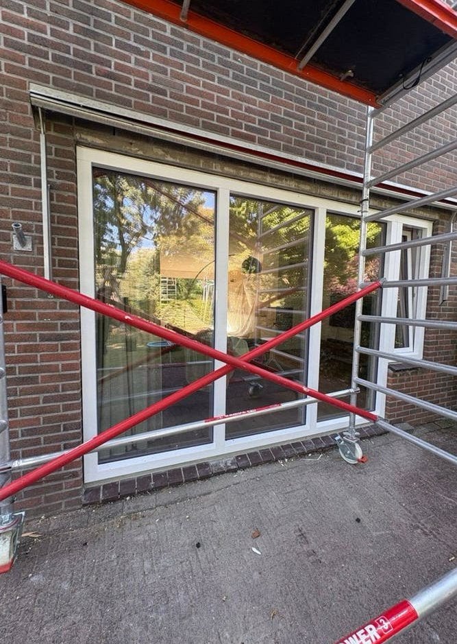 Kozijn pui triple glas met loopdeur, Kunststof, Raamkozijn, Ophalen of Verzenden, Zo goed als nieuw