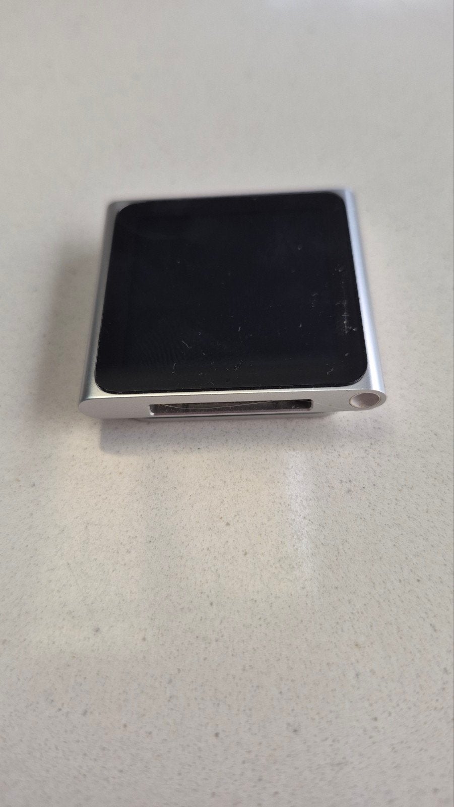 Apple iPod Nano 6e generatie 16GB Zilver, Gebruikt, Ophalen of Verzenden, Nano, Zilver