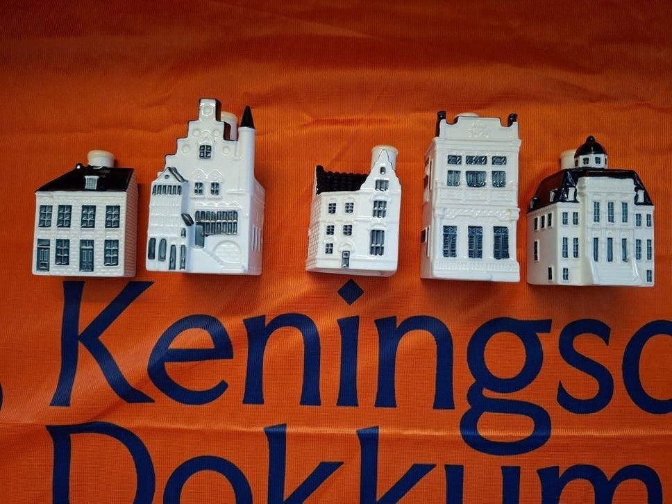 KLM huisjes   oranje aanbieding !!, Ophalen of Verzenden, Nieuw, 81 t/m 91, Gevuld