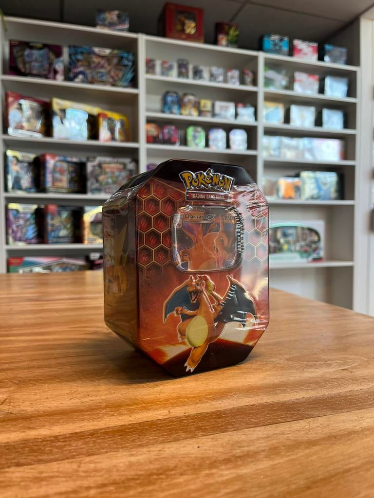 Pokémon Hidden Fates Charizard GX Tin, Hobby en Vrije tijd, Verzamelkaartspellen | Pokémon, Ophalen of Verzenden, Nieuw