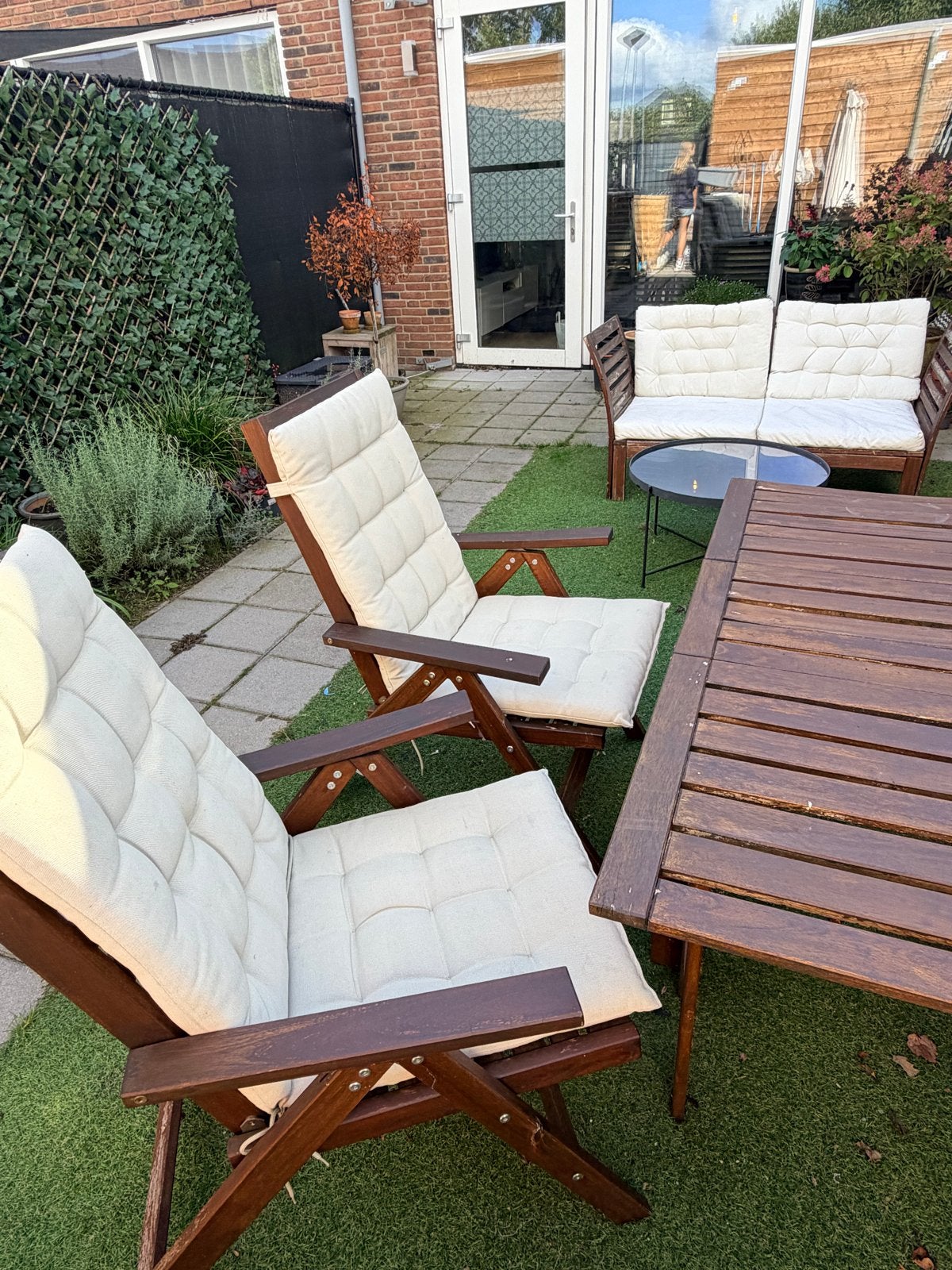 Gereserveerd IKEA Tuinset: 2 stoelen, tuintafel & tuinban, Tuin en Terras, Gebruikt, 6 zitplaatsen, Ophalen of Verzenden, Hout