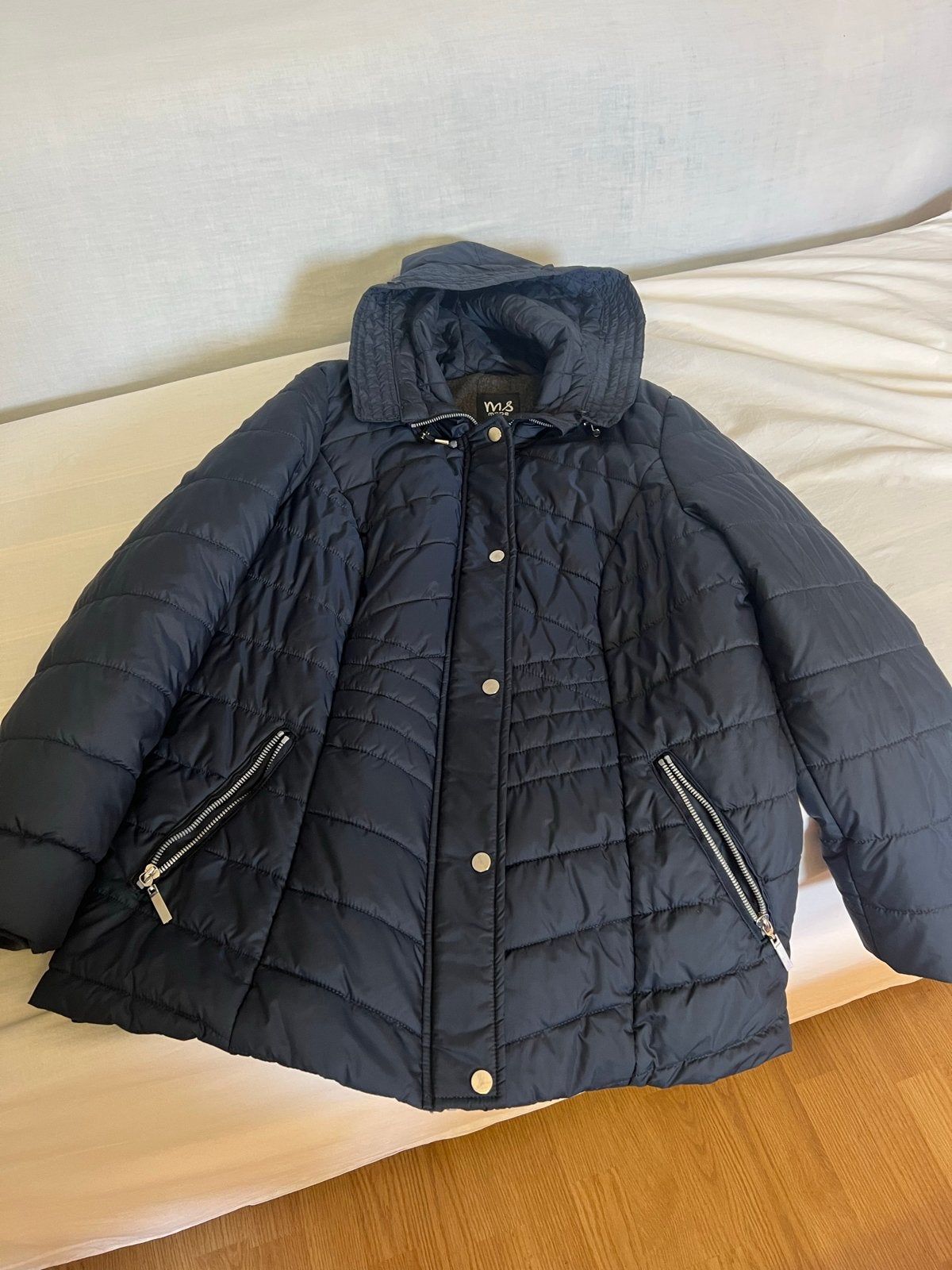 Stijlvolle MS Mode gewatteerde jas met capuchon, maat 44, Kleding | Dames, Jassen | Winter, Ophalen, Zo goed als nieuw, Maat 42/44 (L)