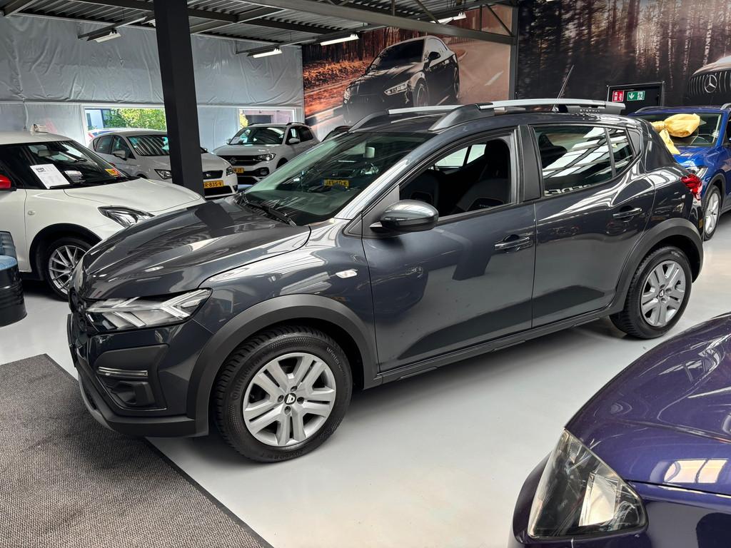 Dacia Sandero Stepway 1.0 TCe 90 Comfort / Camera / Stoelver, Auto's, Dacia, Stof, Met garantie (alle), 91 pk, 3 cilinders